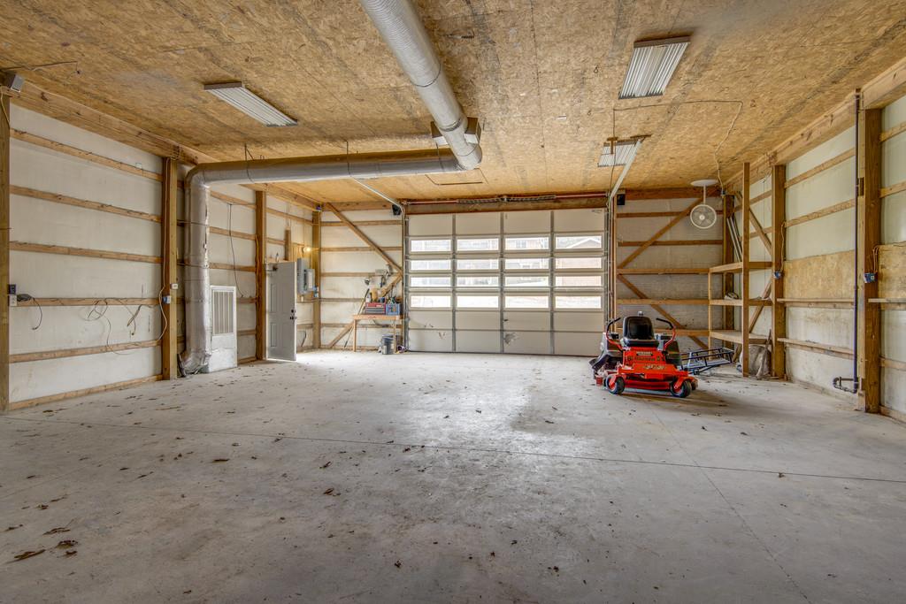 545 Haley Road Burns, TN 37029 - Photo 28 of 30 a view of car garage
