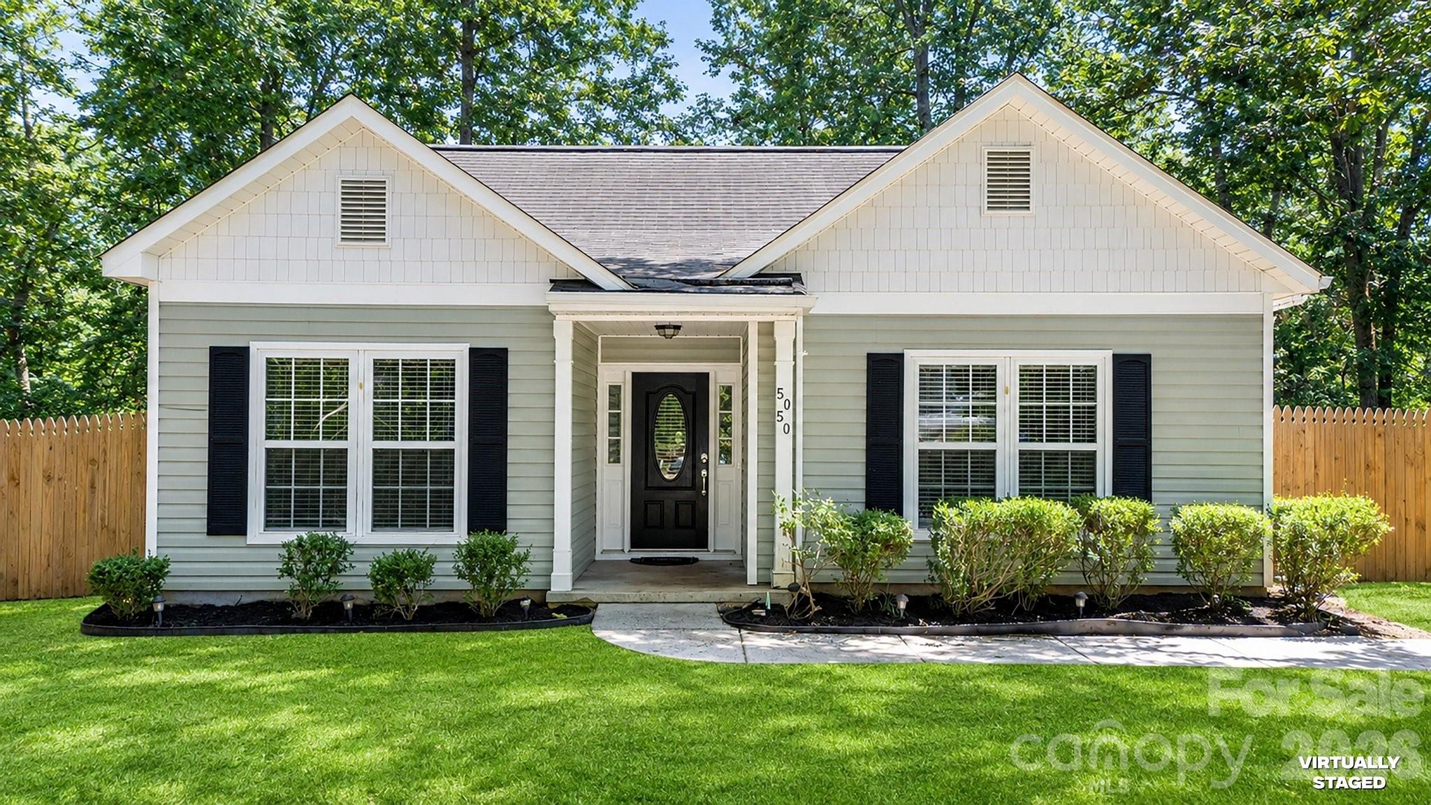 5050 Gibbons Link Road Charlotte, NC 28269 - Photo 6 of 29