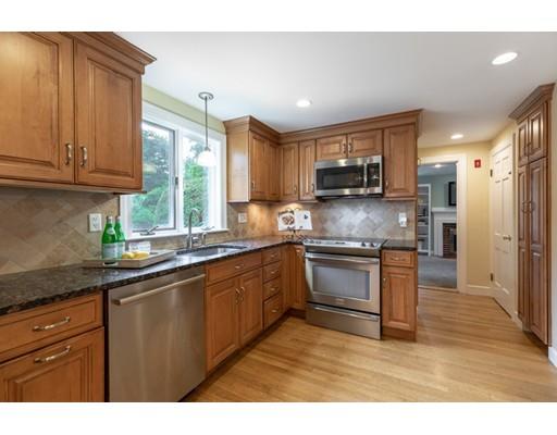 7 Hawthorne Road Lexington, MA 02420 - Photo 13 of 42