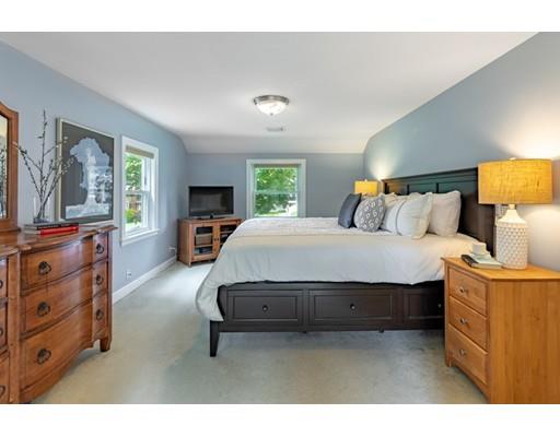7 Hawthorne Road Lexington, MA 02420 - Photo 26 of 42