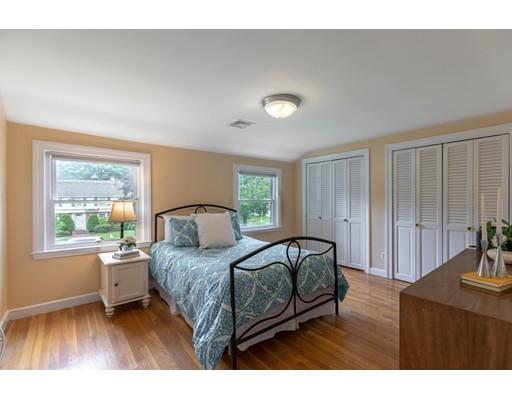 7 Hawthorne Road Lexington, MA 02420 - Photo 31 of 42