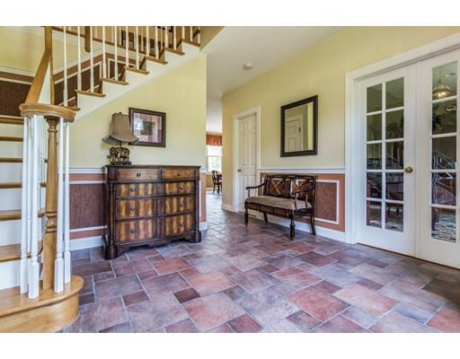 114 Putnam Hill Road Sutton, MA 01590 - Photo 4 of 42 Gallery Image 4