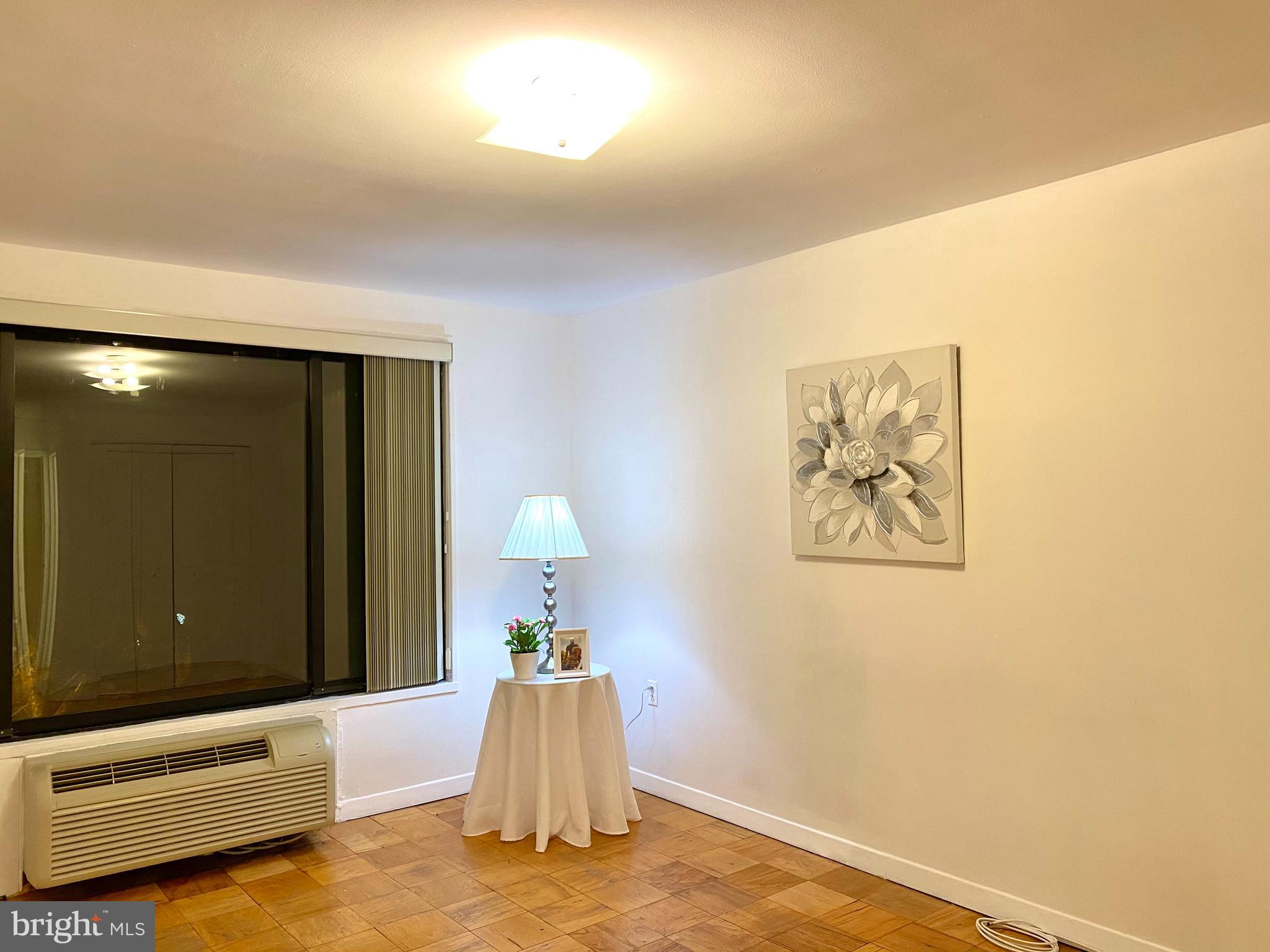 2501 Calvert Street Northwest, Unit 401 Washington, DC 20008 - Photo 14 of 45 Primary bedroom