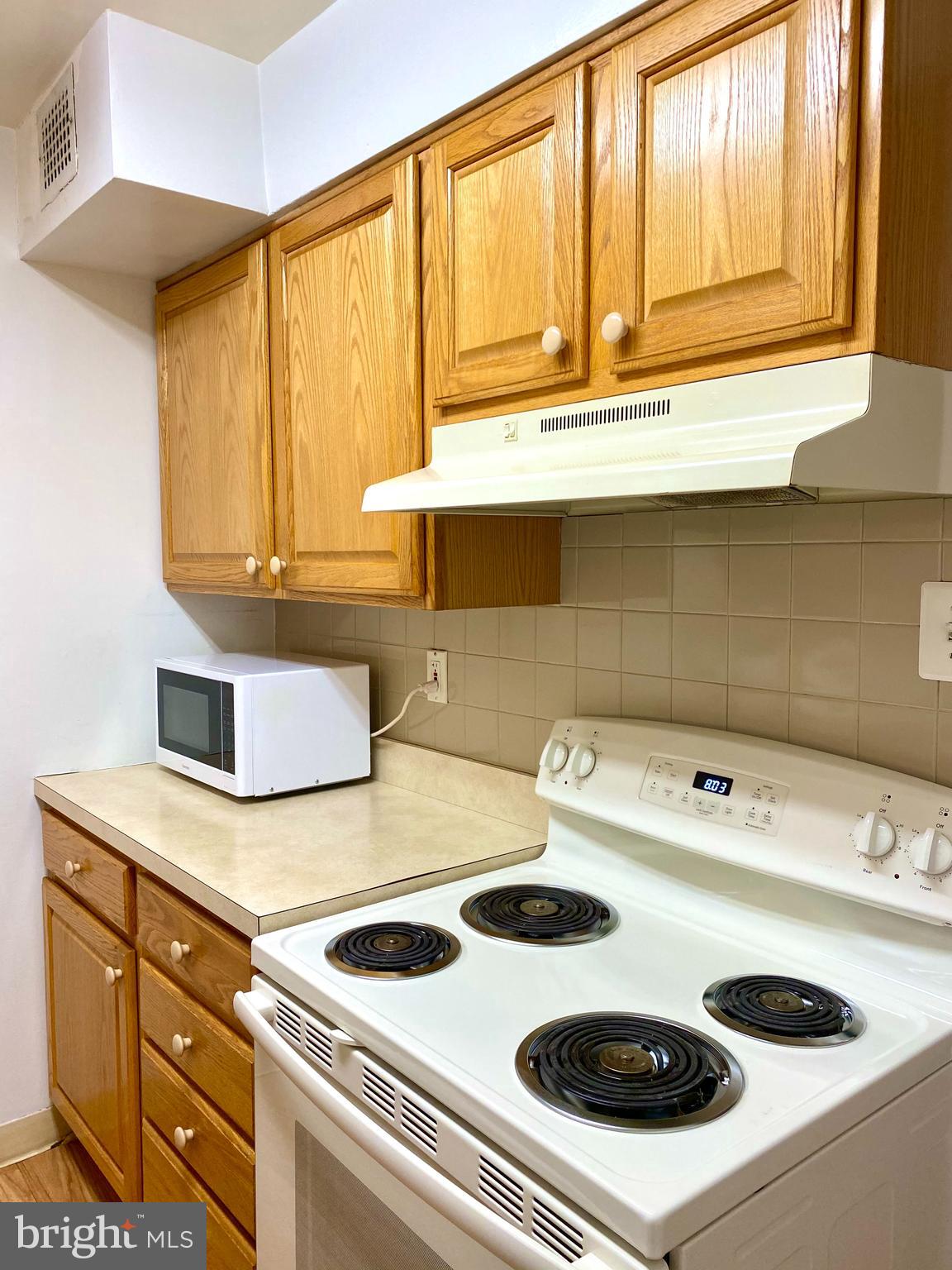 2501 Calvert Street Northwest, Unit 401 Washington, DC 20008 - Photo 26 of 45