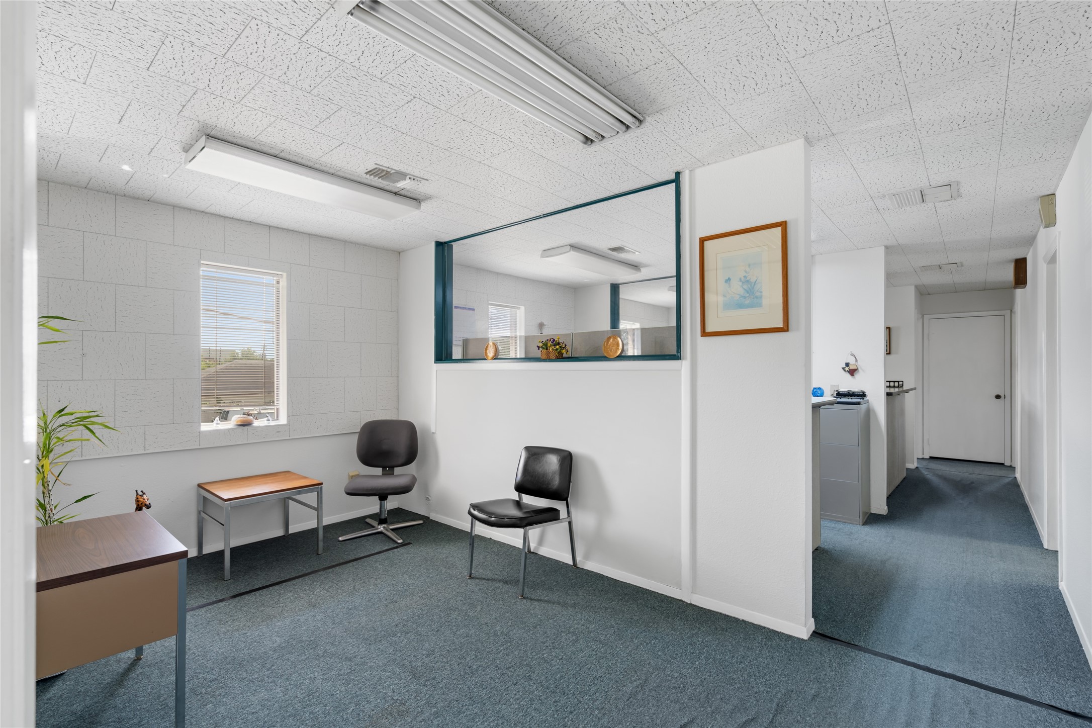 6910 Winton Street Houston, TX 77021 - Photo 28 of 50 a bedroom with a bed and a window