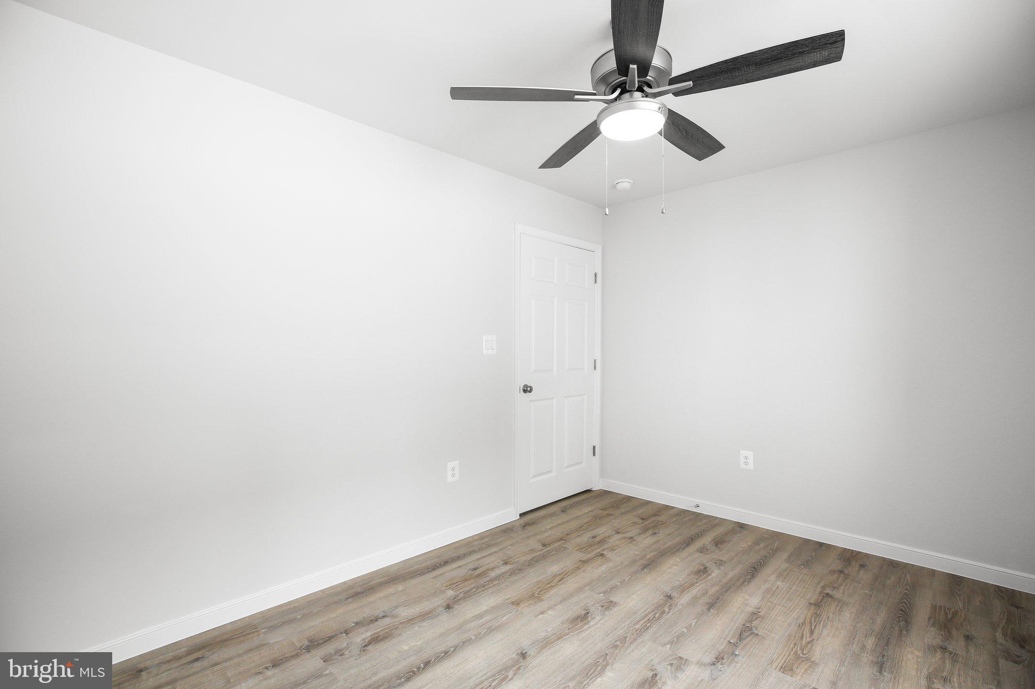14 Johnson Drive Ruther Glen, VA 22546 - Photo 18 of 40 Third bedroom