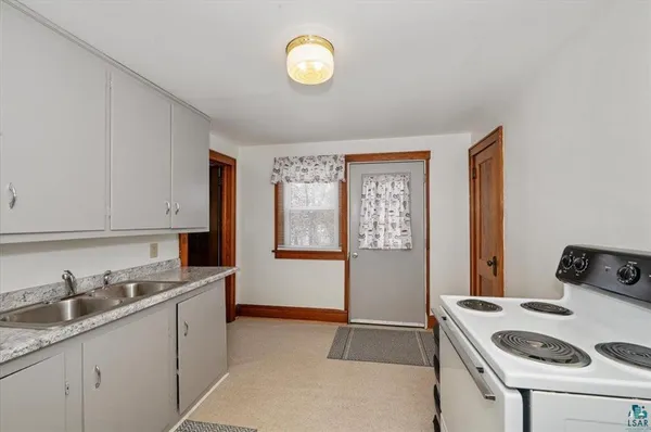 $237,500 | 3729-3731 East 2nd Street, Superior, WI 54880