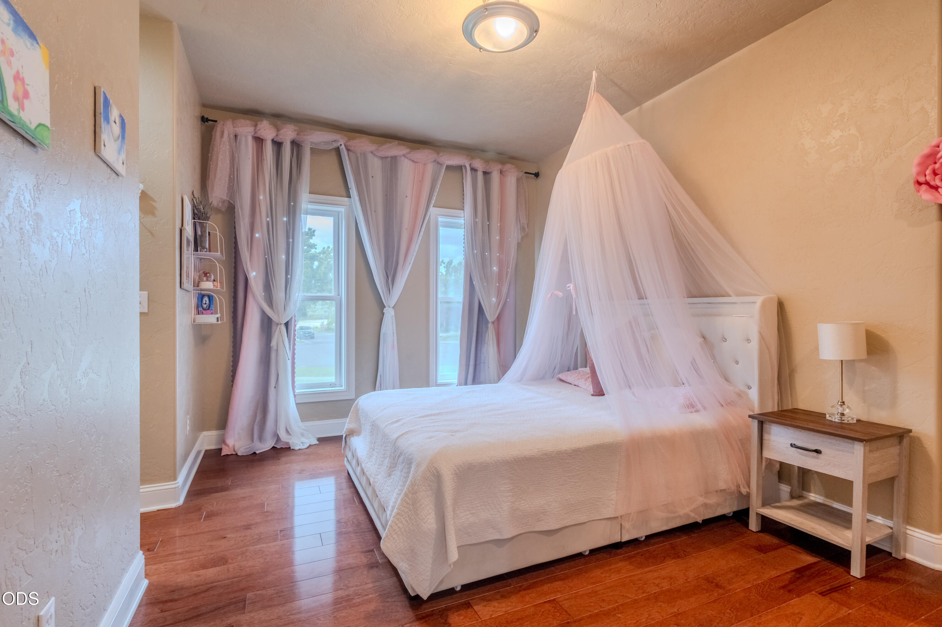 2401 Fox Run Medford, OR 97504 - Photo 36 of 57