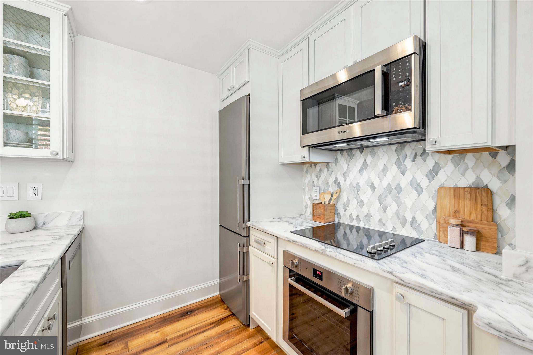 328 Spruce Street, Unit 5 Philadelphia, PA 19106 - Photo 9 of 26