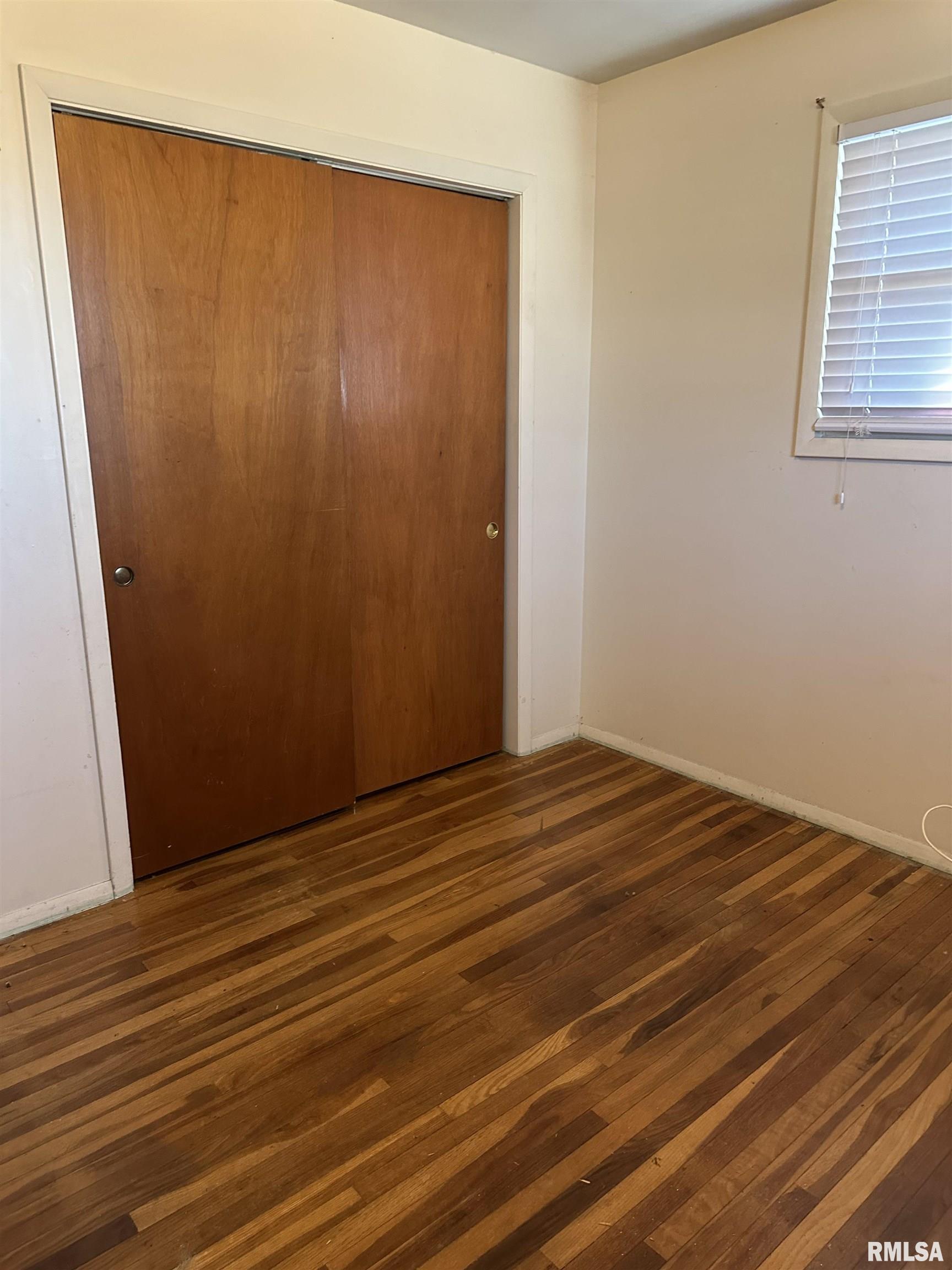 2416 West Overhill Road Peoria, IL 61615 - Photo 8 of 25 Gallery Image 8