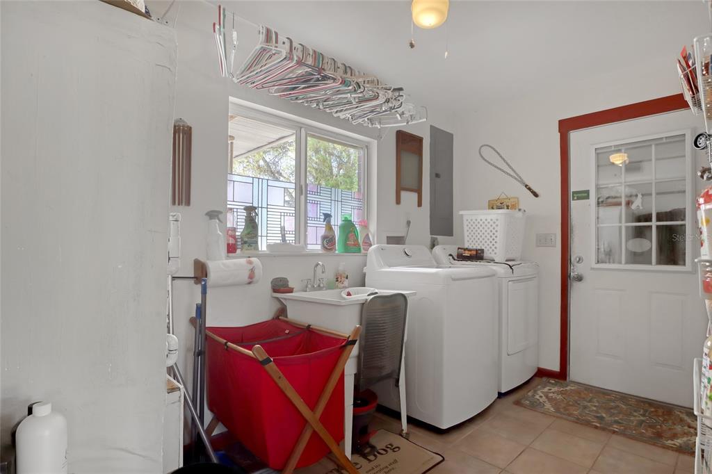 5005 Highway 1 Mims, FL 32754 - Photo 26 of 69