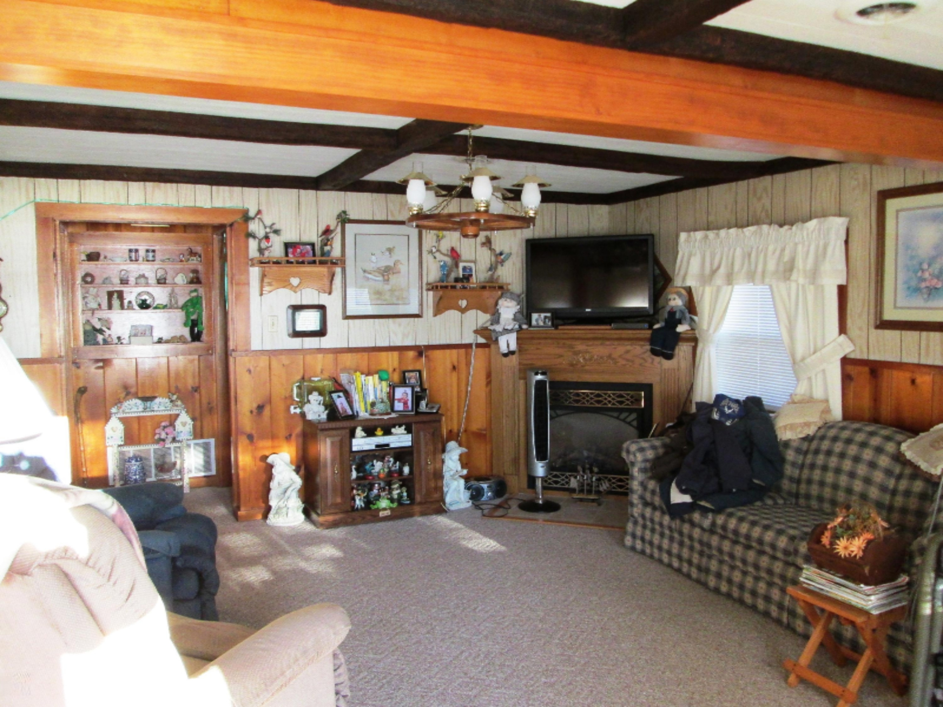 60767 Bert Road Colon, MI 49040 - Photo 5 of 17 IMG_0178.JPG
