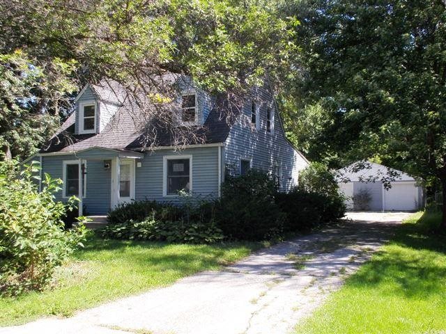 2136 Eggleston Road Rockford, IL 61108 - Photo 2 of 12 Gallery Image 2