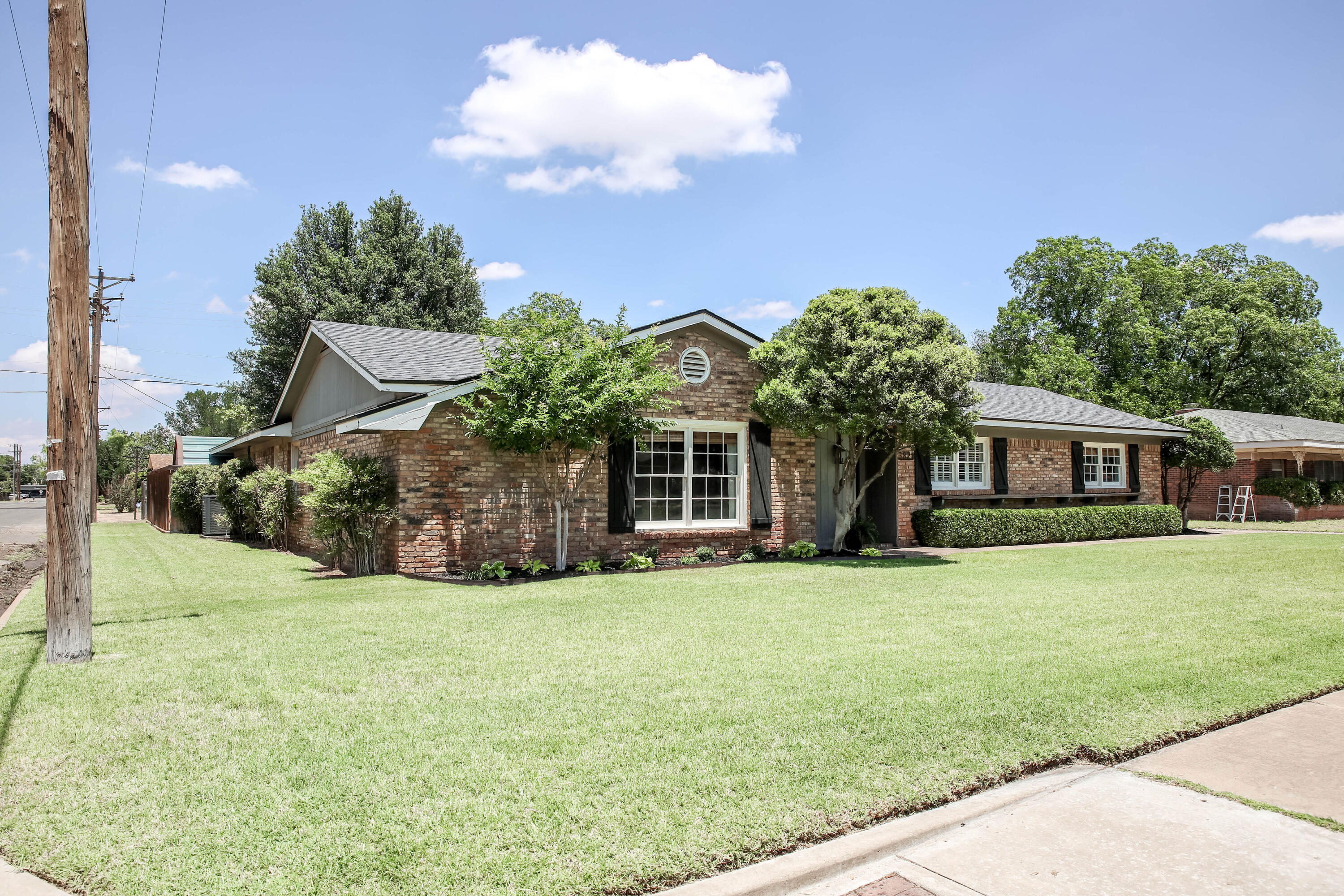 3828 53rd Street Lubbock, TX 79413 - Photo 2 of 52 3828_53RDST_PURDUE-4
