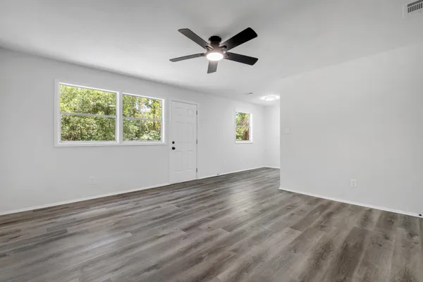 $184,900 | 315 Meadowbrook Lane, Tallahassee, FL 32304