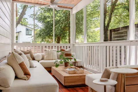 $1,100,000 | 2211 Canterbury Street, Unit A, Austin, TX 78702