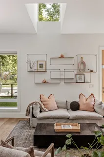 $1,100,000 | 2211 Canterbury Street, Unit A, Austin, TX 78702