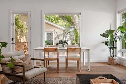 $1,100,000 | 2211 Canterbury Street, Unit A, Austin, TX 78702