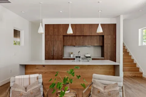 $1,100,000 | 2211 Canterbury Street, Unit A, Austin, TX 78702