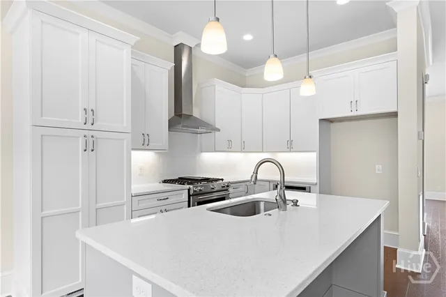 $3,750 | 429 Port Street, Savannah, GA 31401