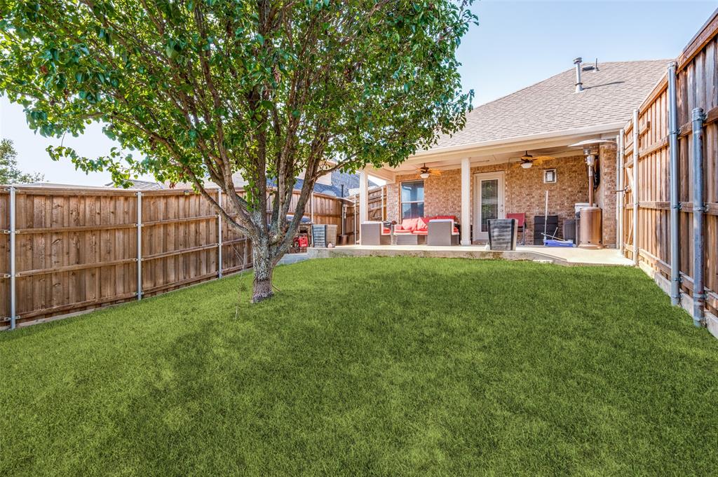 437 Castle Street DeSoto, TX 75115 - Photo 24 of 25 Color of lawn is enhanced due to dry weather conditions.