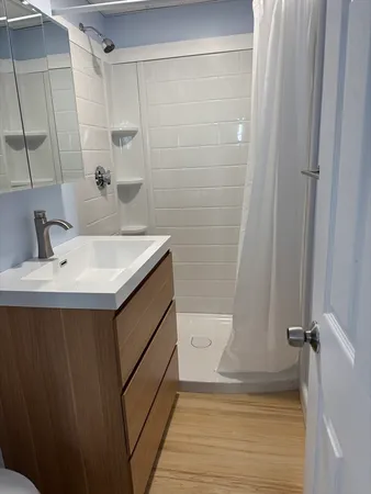 $1,800 | 99 East Clinton Street, Unit 1, New Bedford, MA 02740