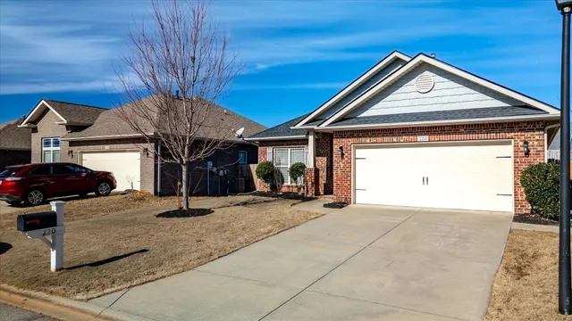 $339,900 | 220 Scottish Avenue, Simpsonville, SC 29680