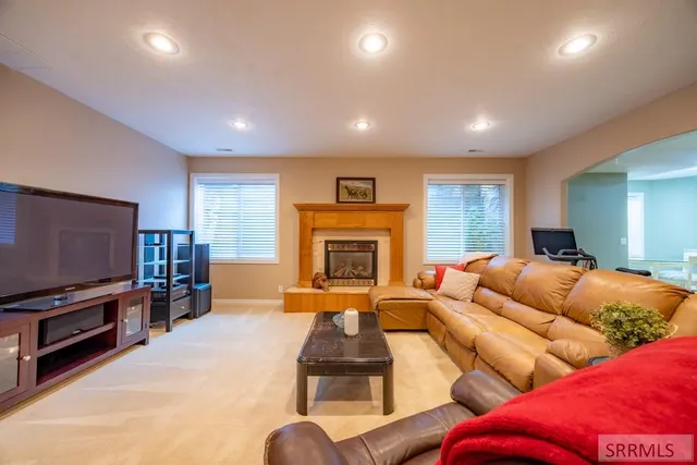 $899,000 | 305 Spring Meadows Drive, Idaho Falls, ID 83404