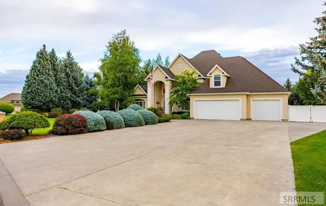 $899,000 | 305 Spring Meadows Drive, Idaho Falls, ID 83404