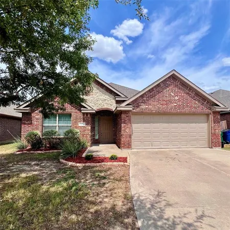 $2,295 | 123 Timberline Drive, Waxahachie, TX 75167