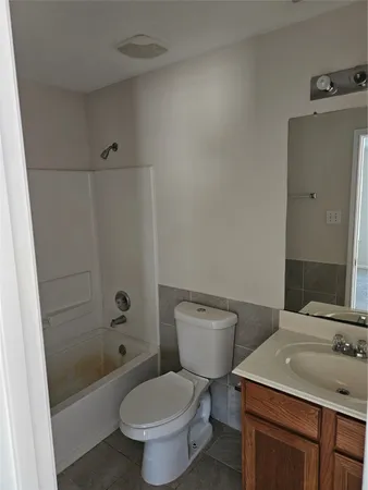 $1,975 | 4839 Montclair Hill Lane, Fresno, TX 77545