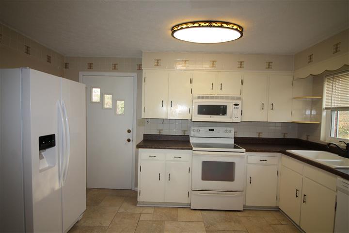 120 Malvern Road Oak Ridge, TN 37830 - Photo 2 of 31 IMG_2070 (Small) - Copy