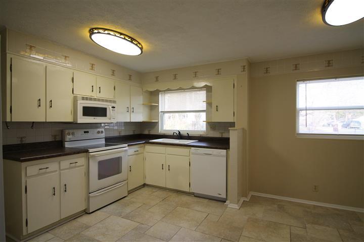 120 Malvern Road Oak Ridge, TN 37830 - Photo 3 of 31 IMG_2071 (Small) - Copy
