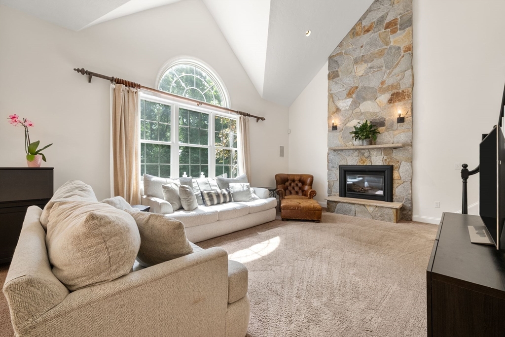74 Grist Mill Road Littleton, MA 01460 - Photo 2 of 41