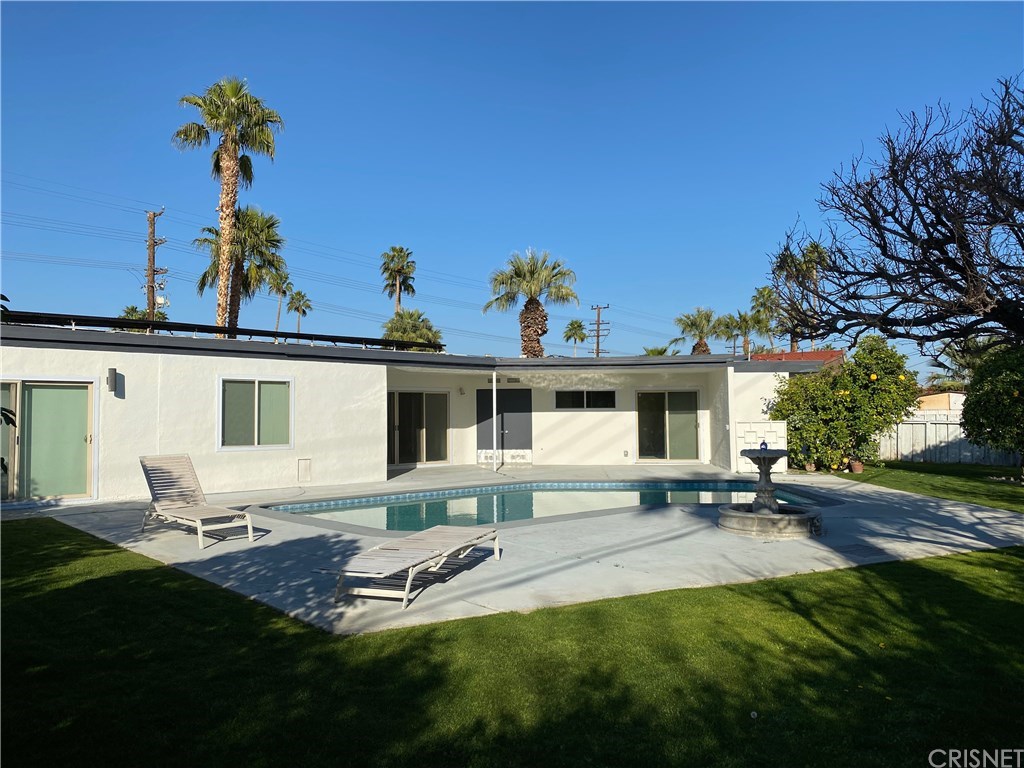 2295 East Alejo Road Palm Springs, CA 92262 - Photo 16 of 71