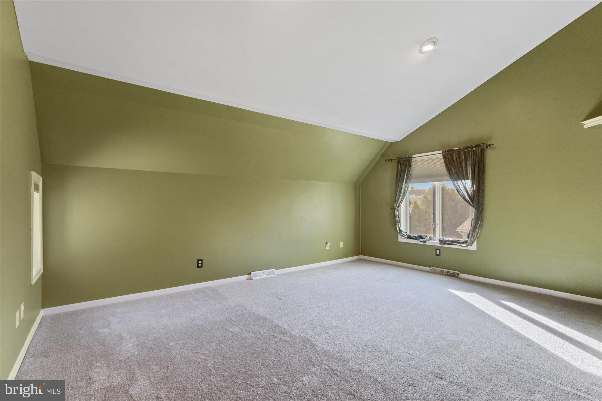 2751 Chestnut Run Road York, PA 17402 - Photo 25 of 43 Gallery Image 25