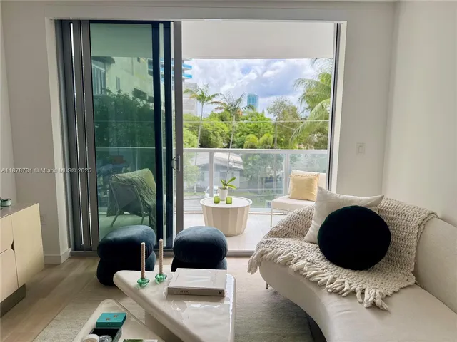 $3,400 | 13800 Highland Drive, Unit 307, North Miami Beach, FL 33181