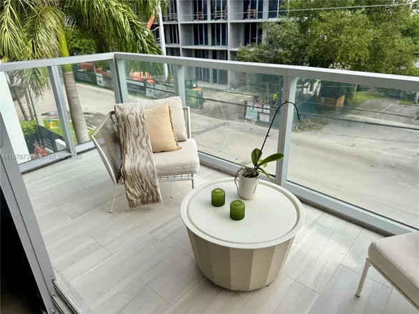$3,400 | 13800 Highland Drive, Unit 307, North Miami Beach, FL 33181