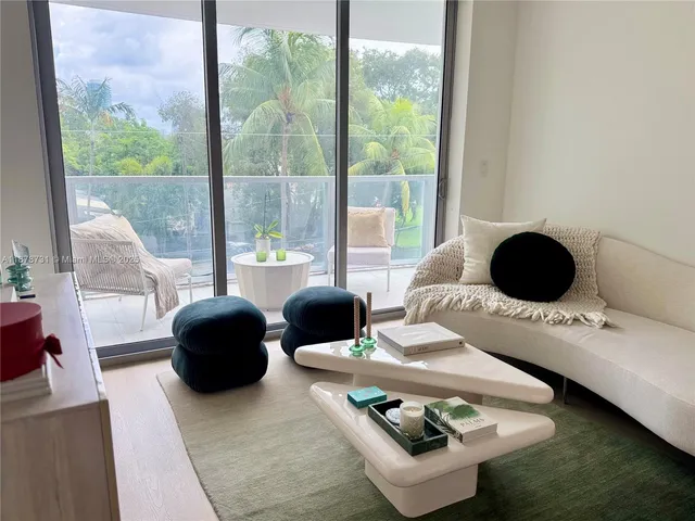 $3,400 | 13800 Highland Drive, Unit 307, North Miami Beach, FL 33181