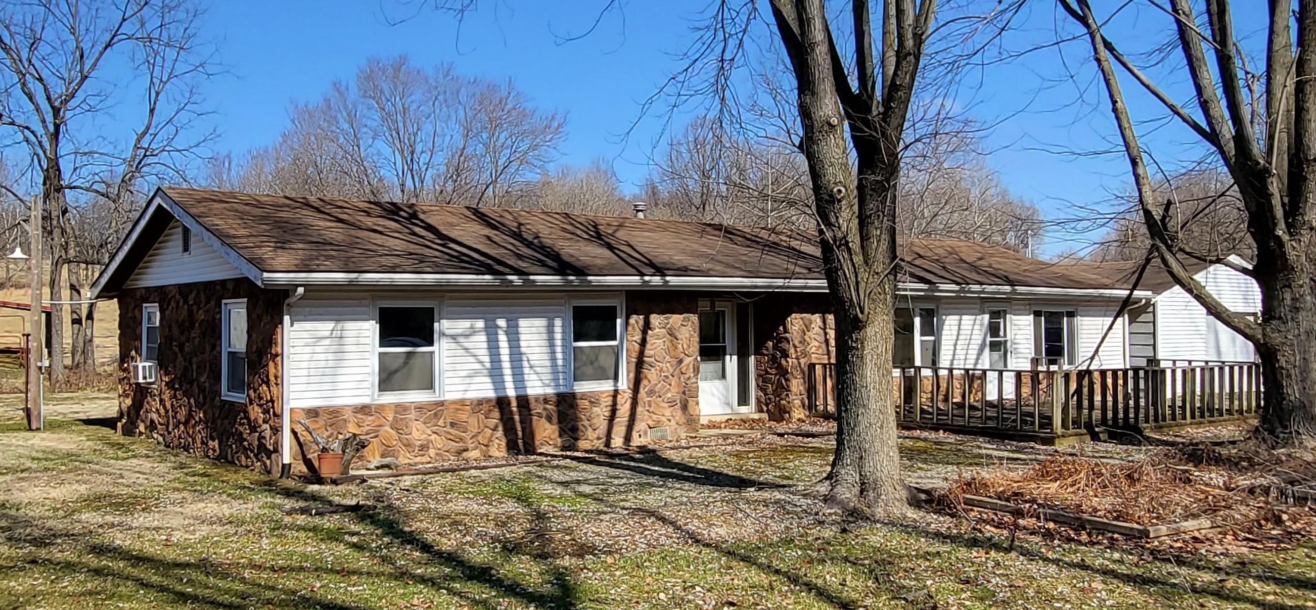 430 Goad Cemetery Road New Harmony, IN 47631 - Photo 4 of 19