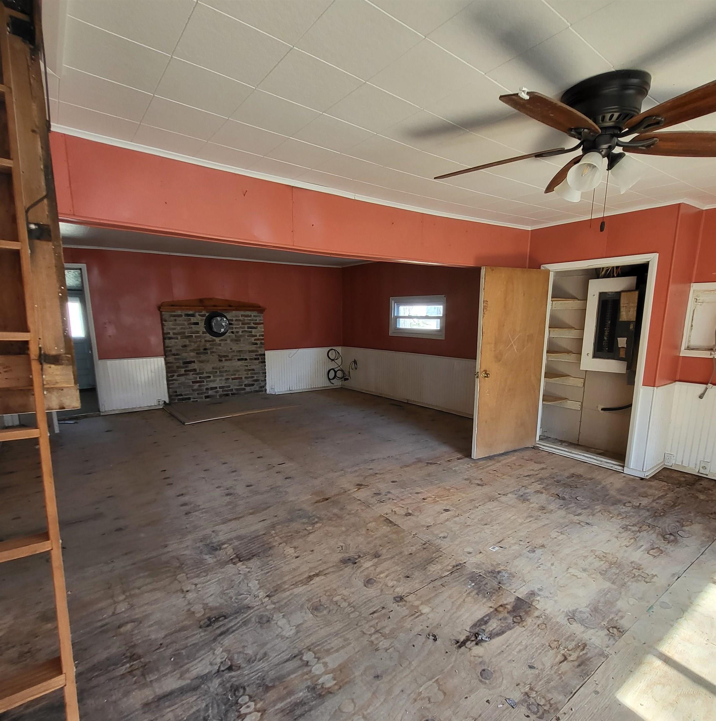 430 Goad Cemetery Road New Harmony, IN 47631 - Photo 7 of 19