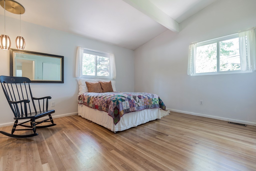 8 Mayflower Road Andover, MA 01810 - Photo 12 of 26 Gallery Image 12