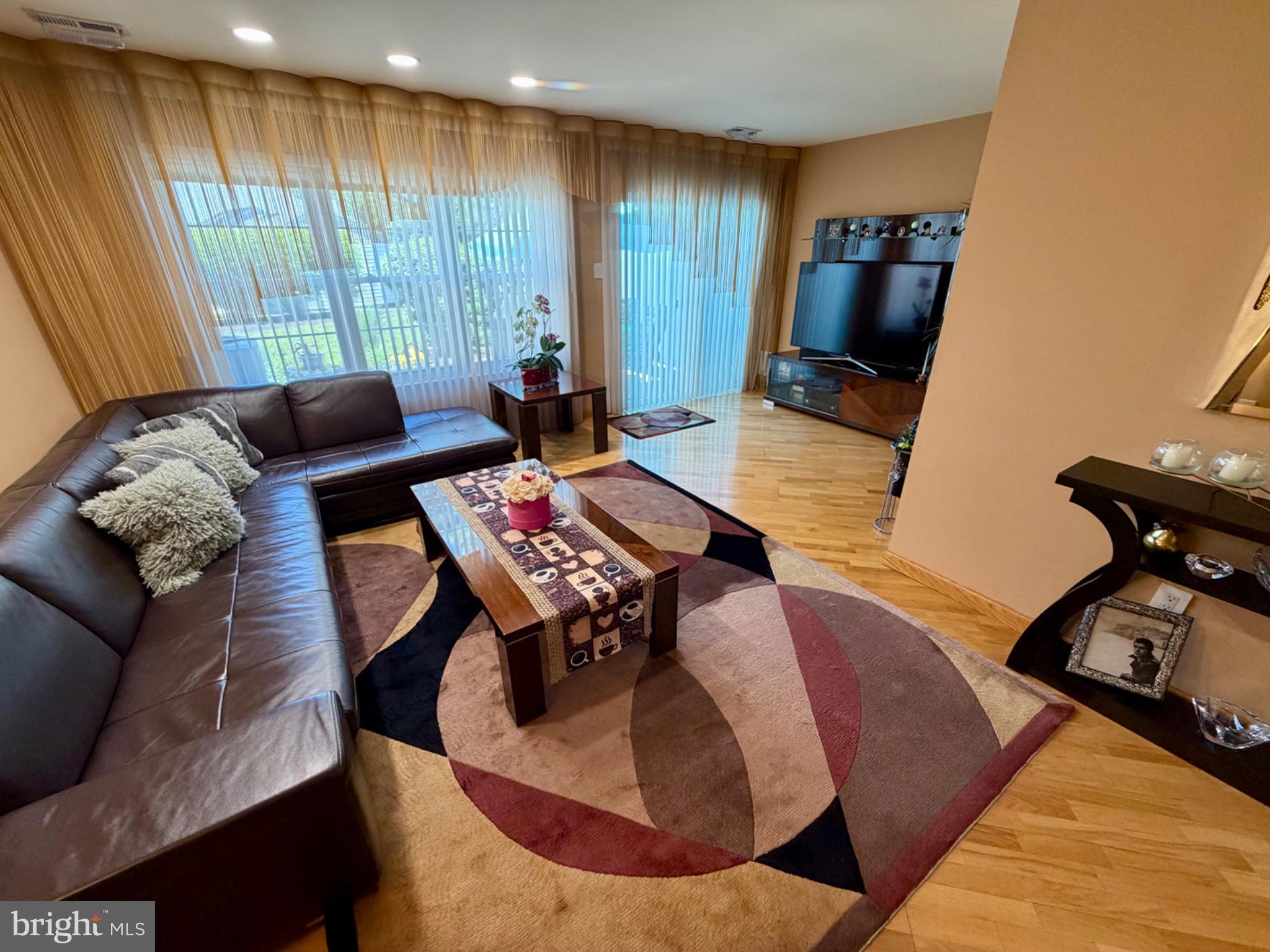 2703 Sterling Road Yardley, PA 19067 - Photo 19 of 41