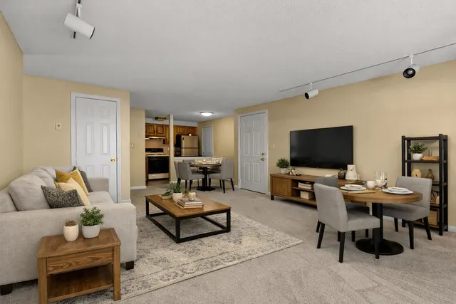 $319,000 | 50 Brookside Drive, Unit P1, Exeter, NH 03833