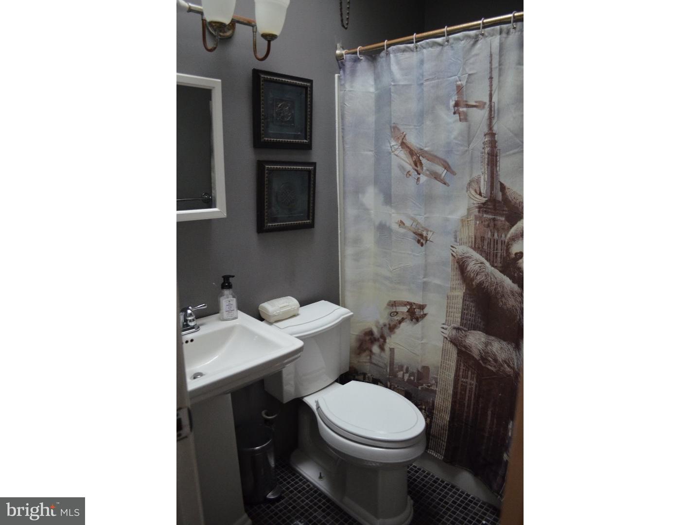9820 Hardy Road Philadelphia, PA 19115 - Photo 17 of 25 Gallery Image 17