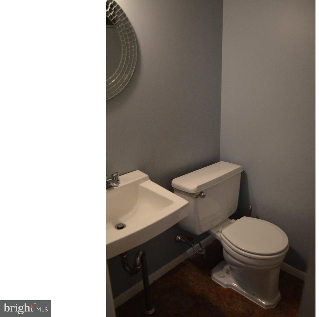 9820 Hardy Road Philadelphia, PA 19115 - Photo 23 of 25 Gallery Image 23