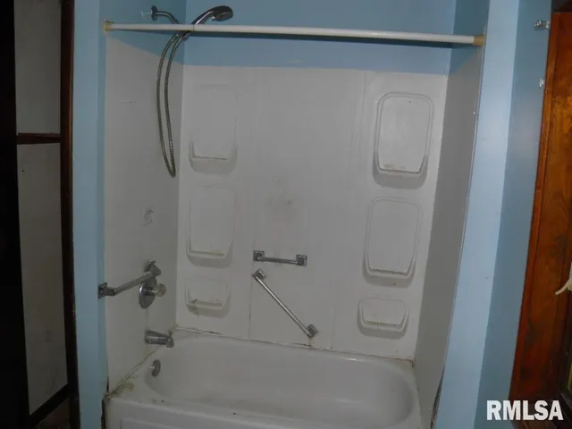 $45,900 | 1903 Hershey Avenue, Muscatine, IA 52761