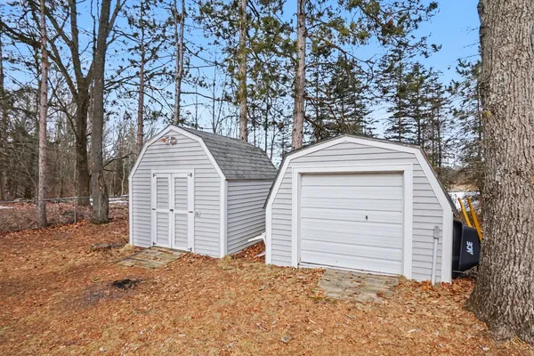 $269,000 | 445 Pettibone Drive, Bitely, MI 49309