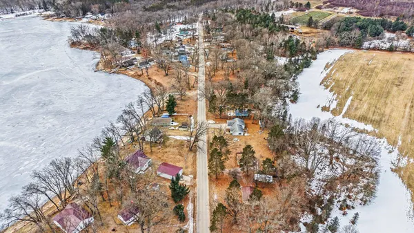 $269,000 | 445 Pettibone Drive, Bitely, MI 49309