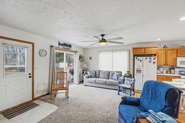 $269,000 | 445 Pettibone Drive, Bitely, MI 49309